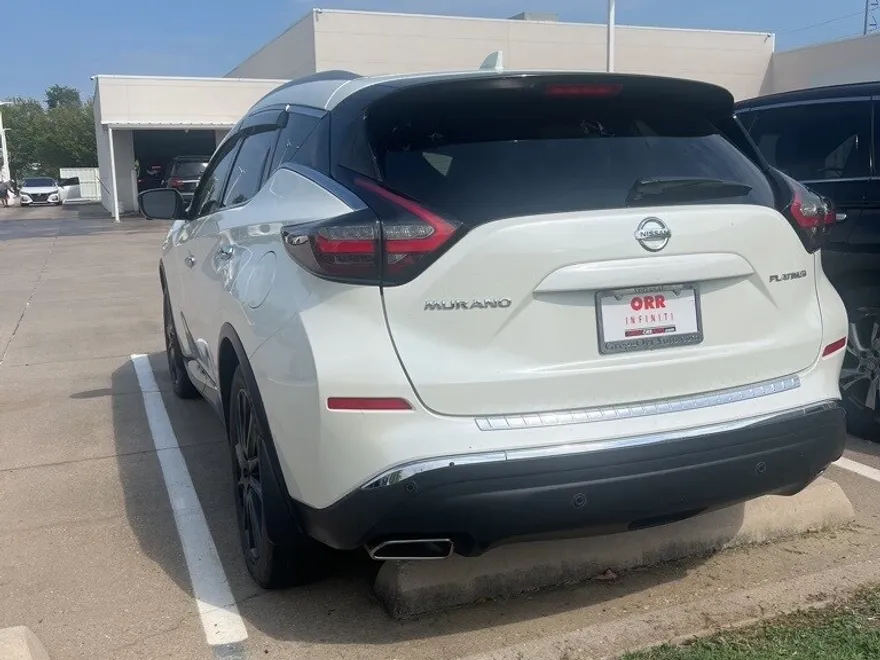 2021 Nissan Murano Platinum photo 1