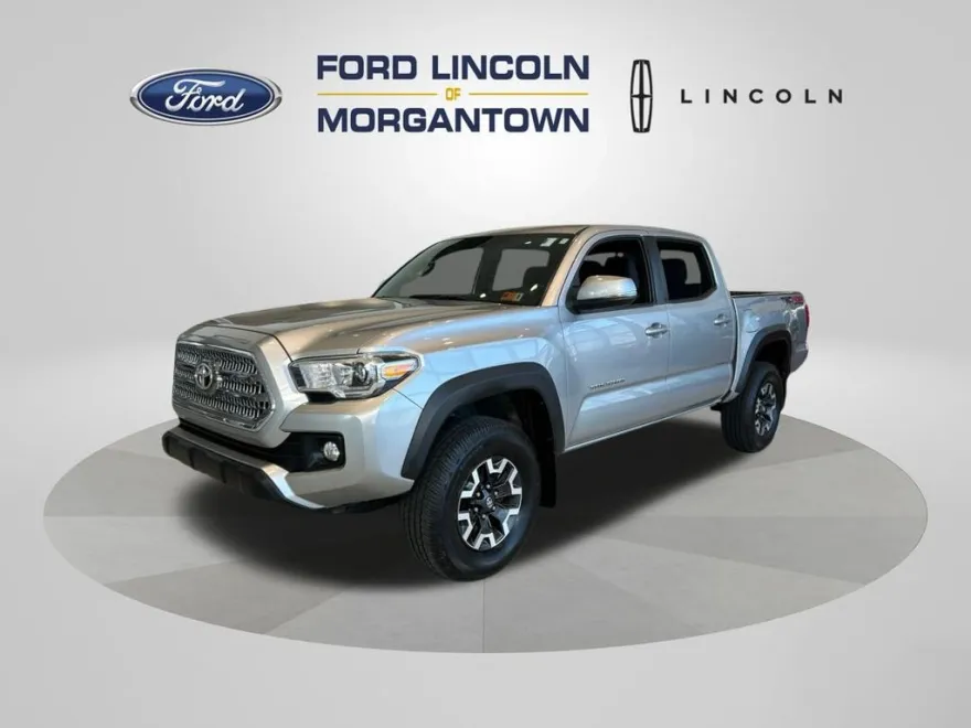2016 Toyota Tacoma TRD Off-Road photo 1