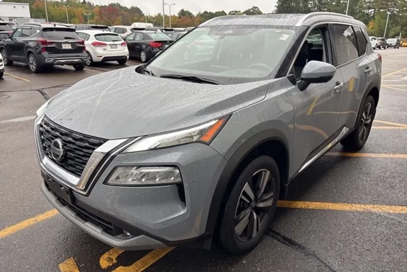 2021 Nissan Rogue SL photo 1
