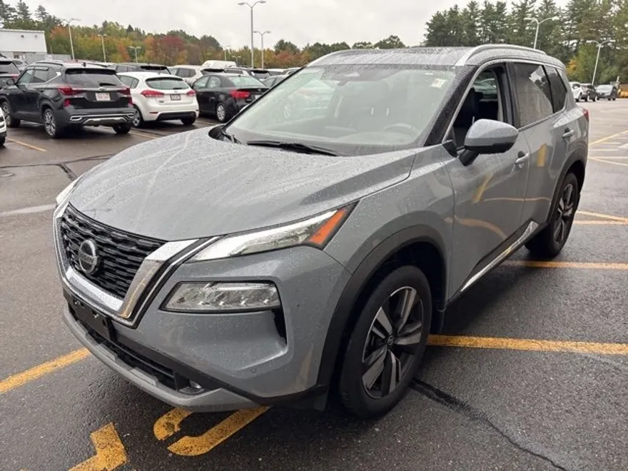 2021 Nissan Rogue SL photo 1