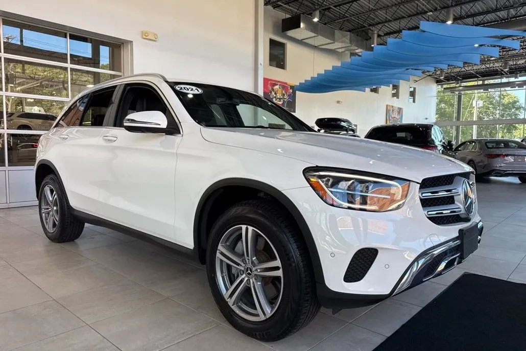 2021 Mercedes Benz GLC 300 4MATIC photo 1