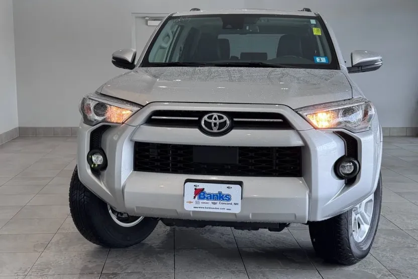 2024 Toyota 4Runner SR5 Premium photo 1