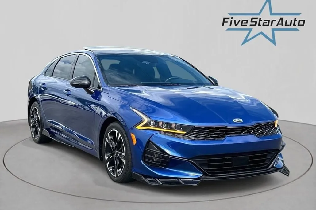 2021 Kia K5 GT-Line photo 1