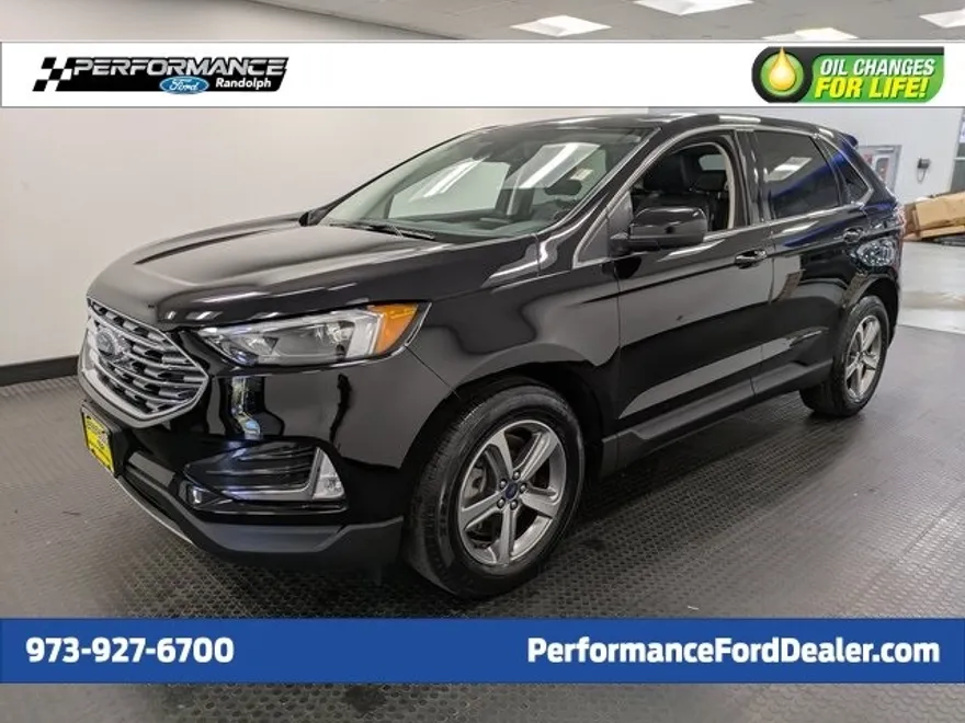 2022 Ford Edge SEL photo 1