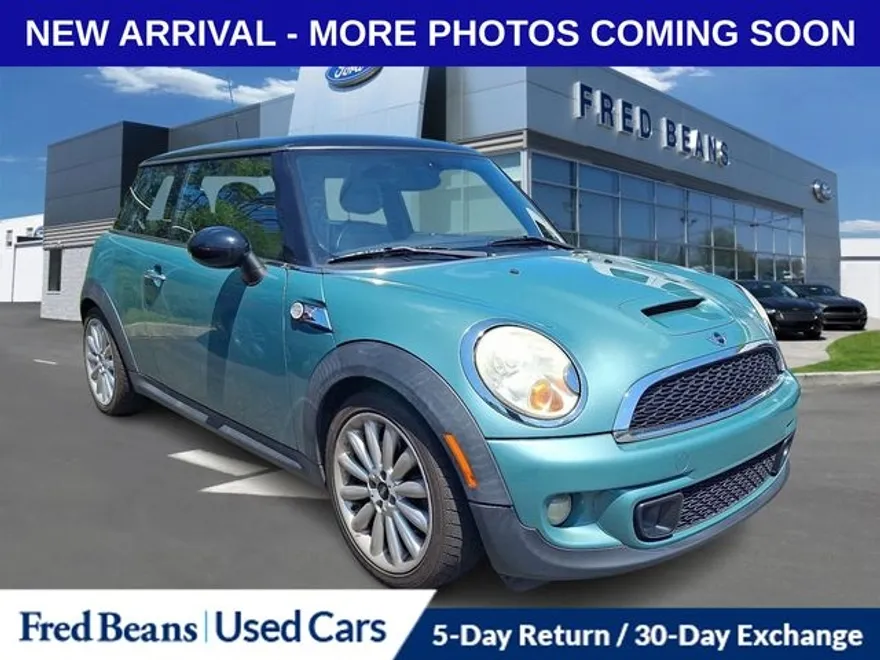 2012 Mini Cooper Base Hardtop photo 1