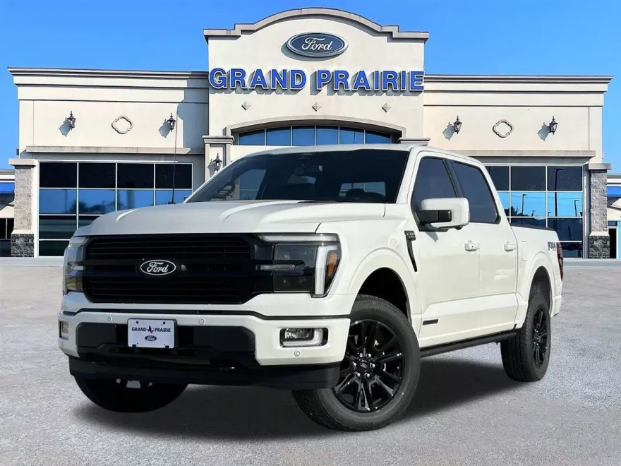 2025 Ford F-150 Platinum photo 1
