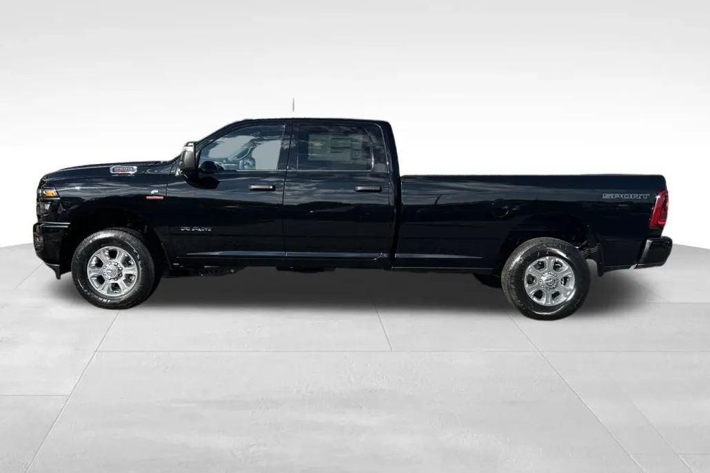 2026 Ram 3500 Big Horn photo 1