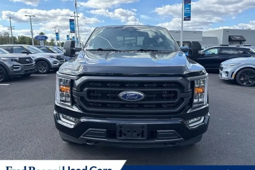 2022 Ford F-150 XLT photo 1