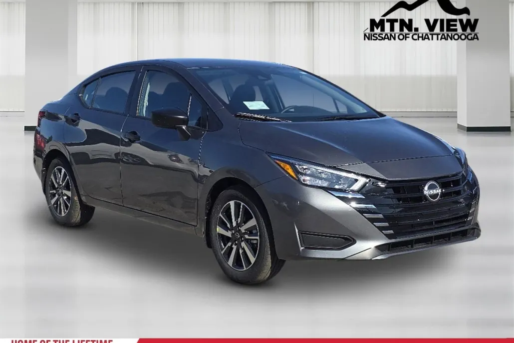 2025 Nissan Versa S photo 1