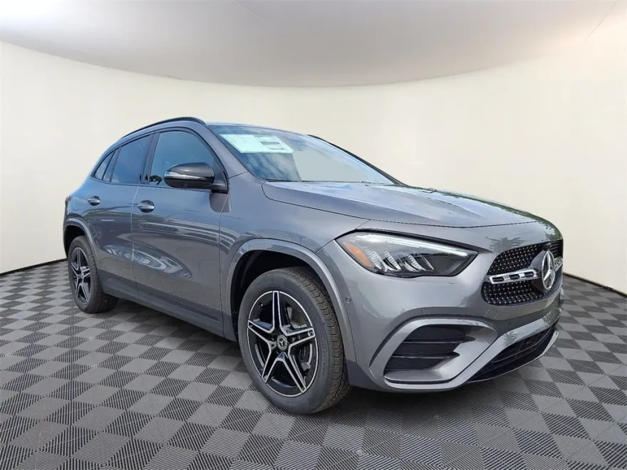 2026 Mercedes Benz GLA 250 4MATIC photo 1
