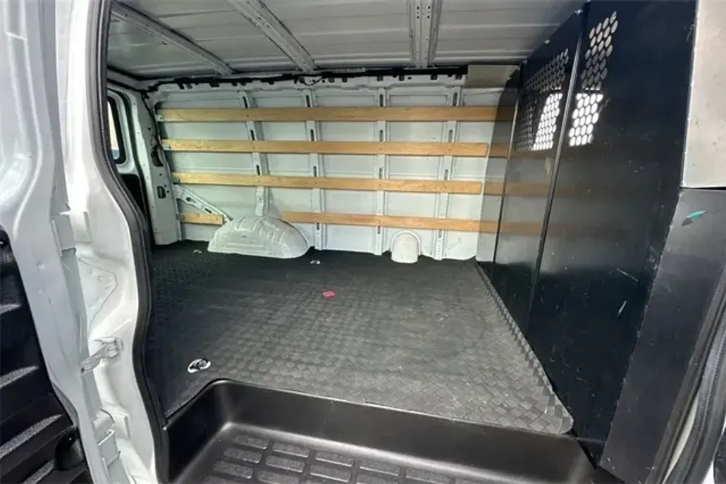 2023 Chevrolet Express 2500 Work Van Cargo photo 1