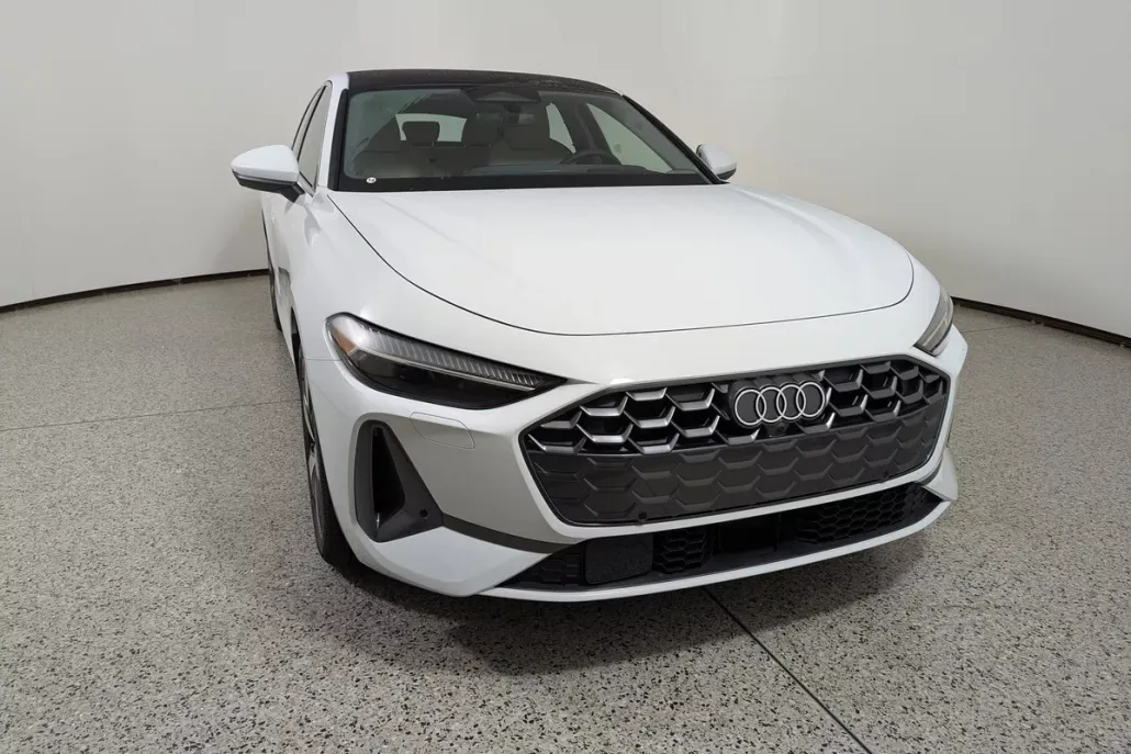 2025 Audi A5 2.0T Prestige photo 1