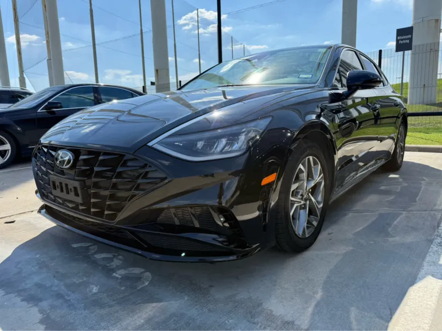 2023 Hyundai Sonata SEL photo 1
