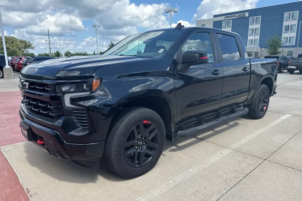 2022 Chevrolet Silverado 1500 RST photo 1