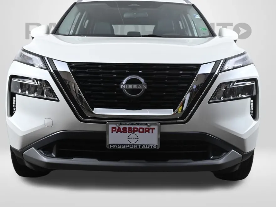 2023 Nissan Rogue SV photo 1