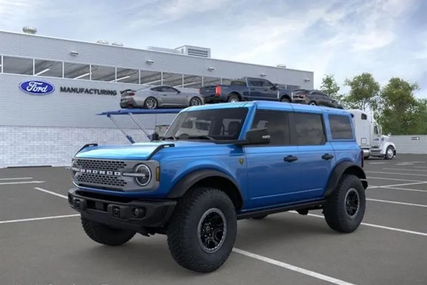 2025 Ford Bronco Badlands photo 1