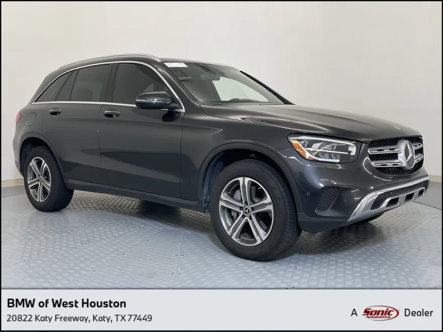 2021 Mercedes Benz GLC 300 photo 1