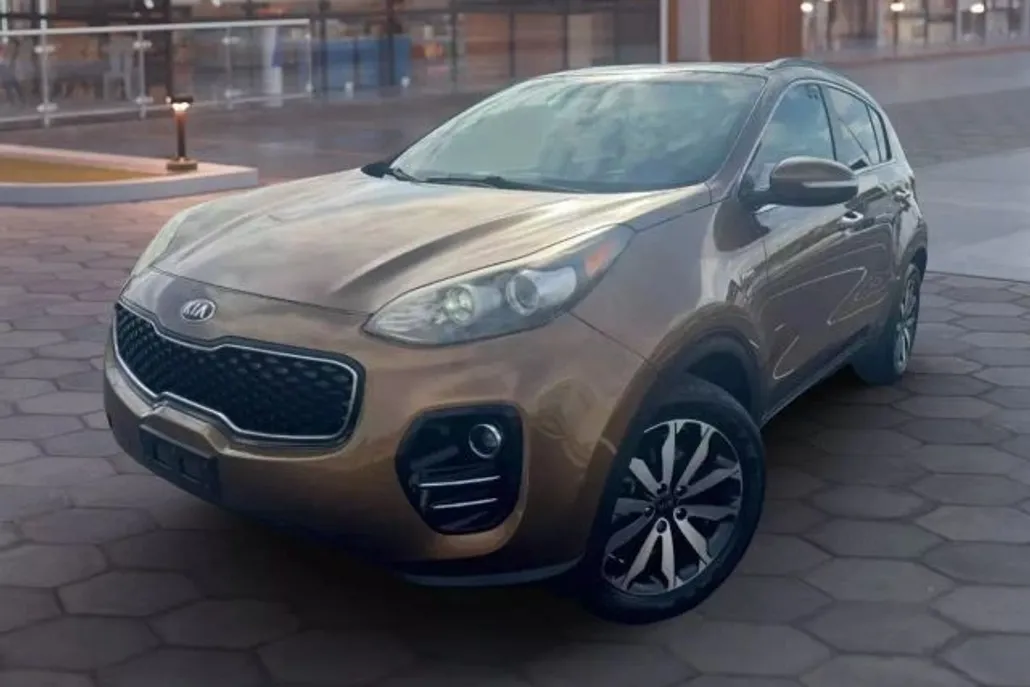 2017 Kia Sportage EX photo 1