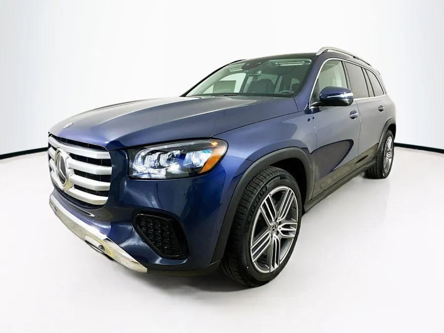 2026 Mercedes Benz GLS 450 4MATIC photo 1