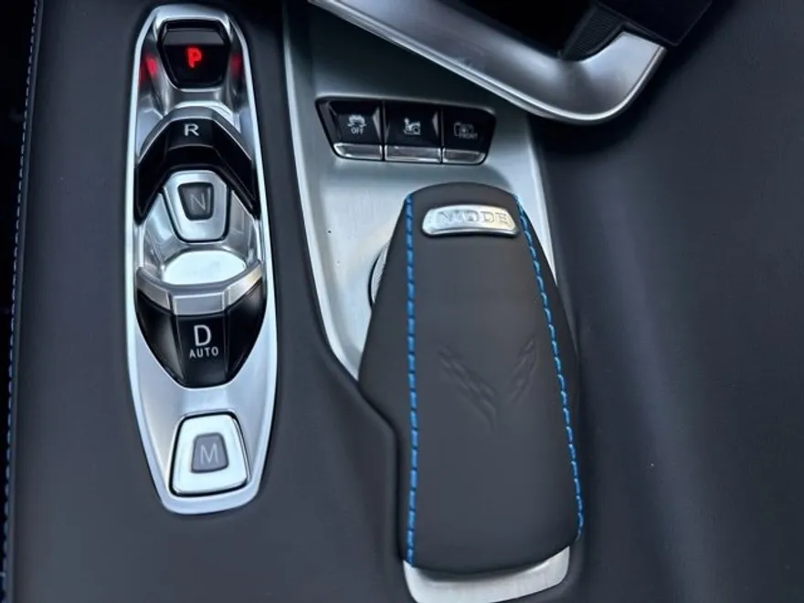 2025 Chevrolet Corvette E-Ray 3LZ photo 6