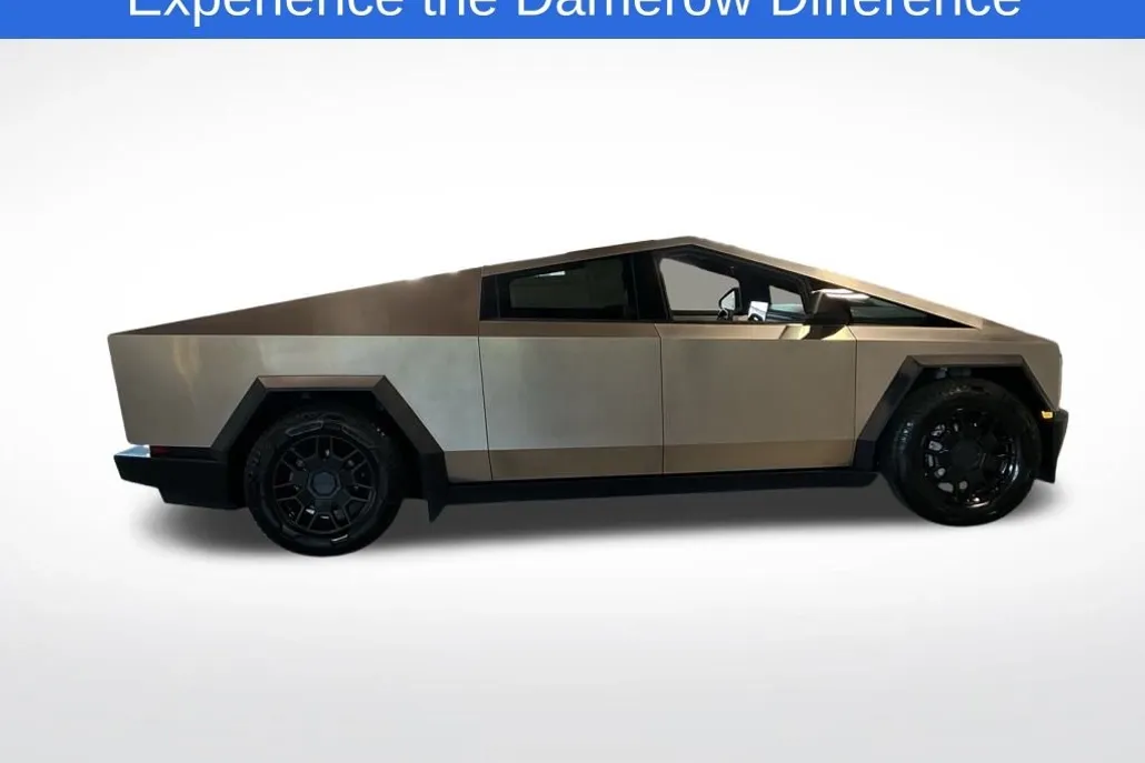 2024 Tesla Cybertruck photo 1