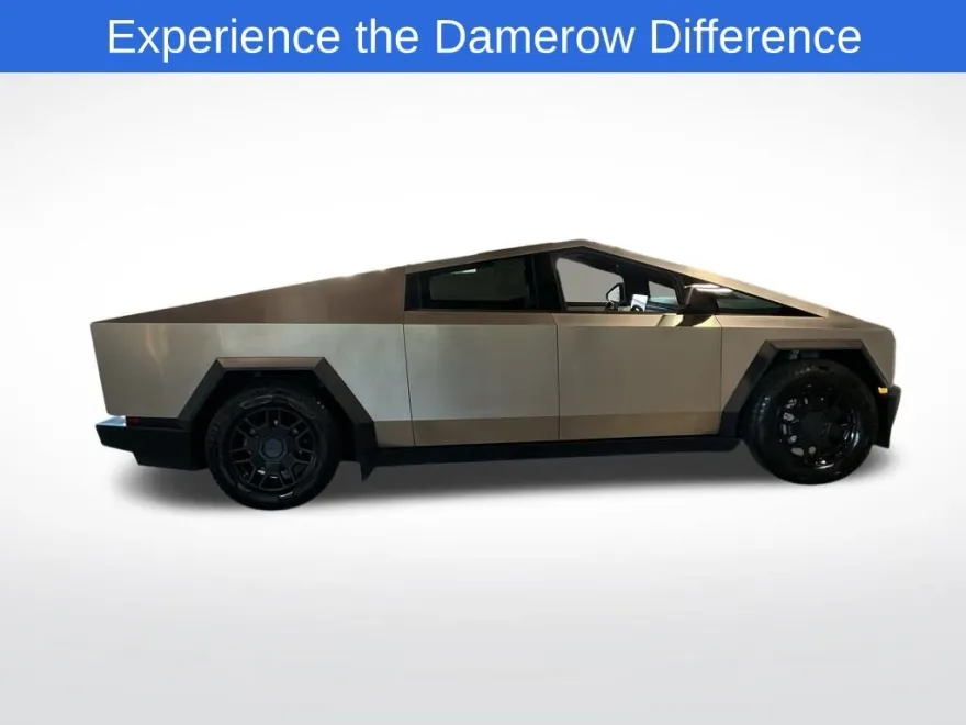 2024 Tesla Cybertruck photo 1