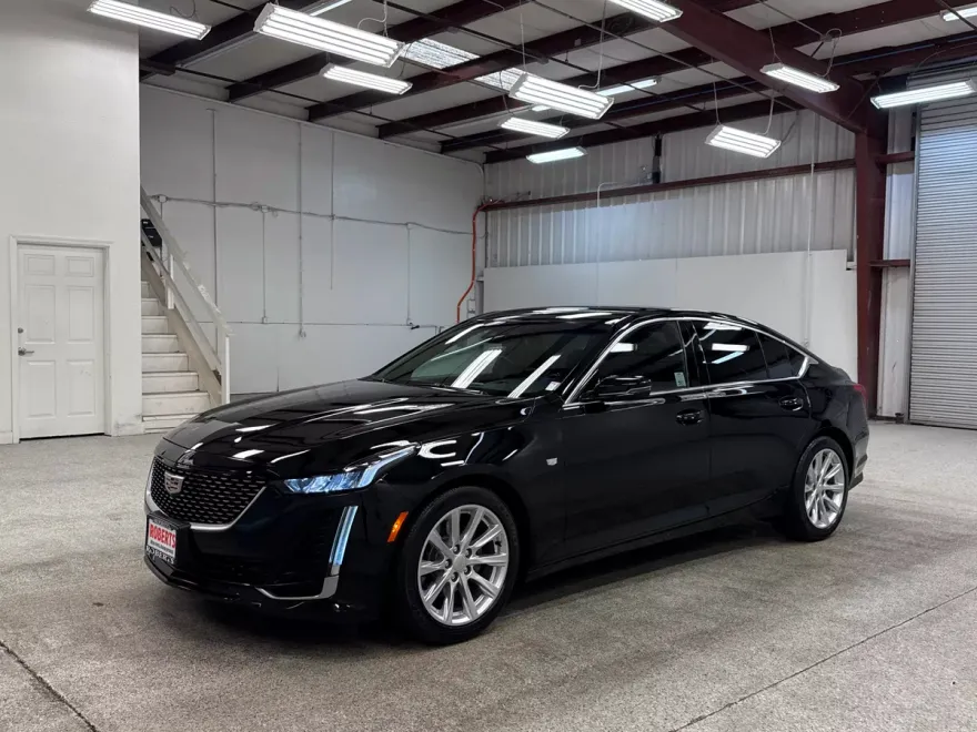 2023 Cadillac CT5 Luxury photo 1