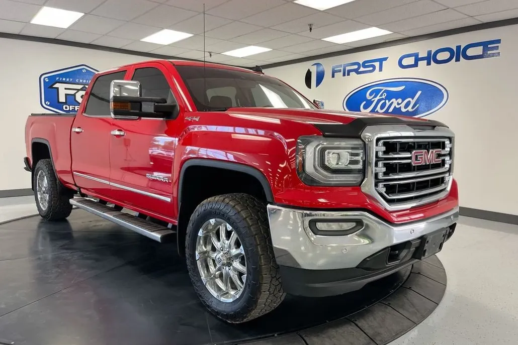 2017 Gmc Sierra 1500 SLT photo 1