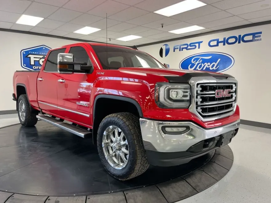 2017 Gmc Sierra 1500 SLT photo 1