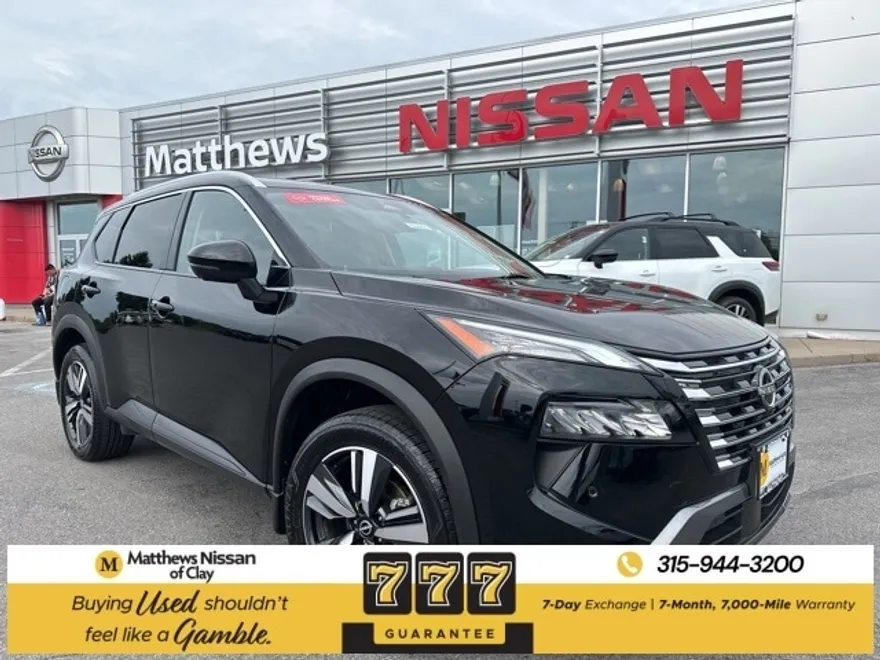 2024 Nissan Rogue SL photo 1