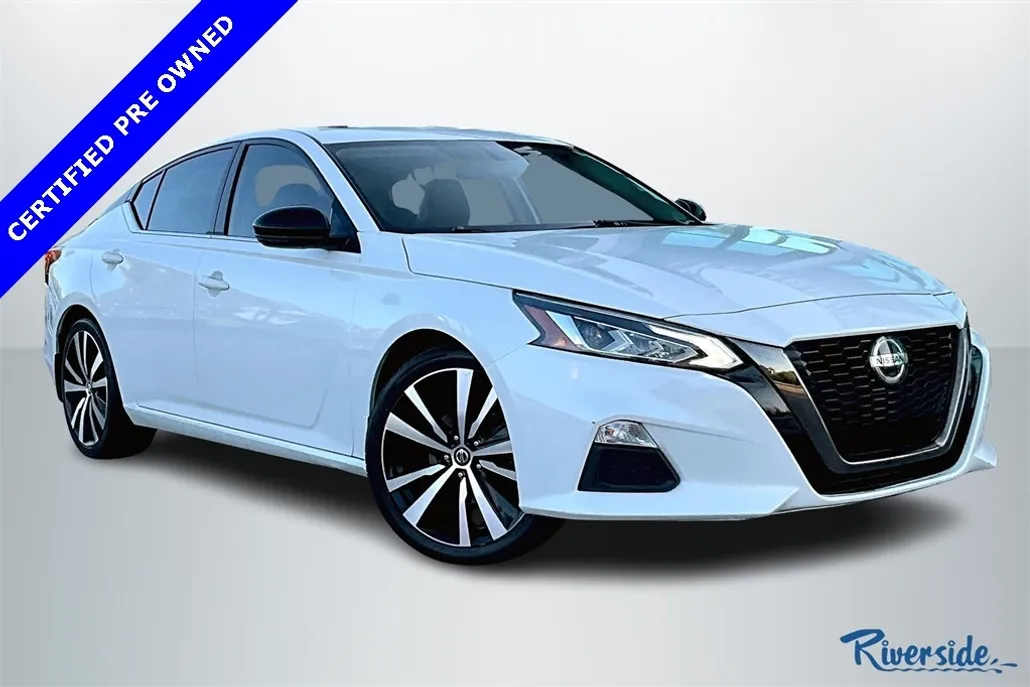 2019 Nissan Altima 2.5 SR photo 1