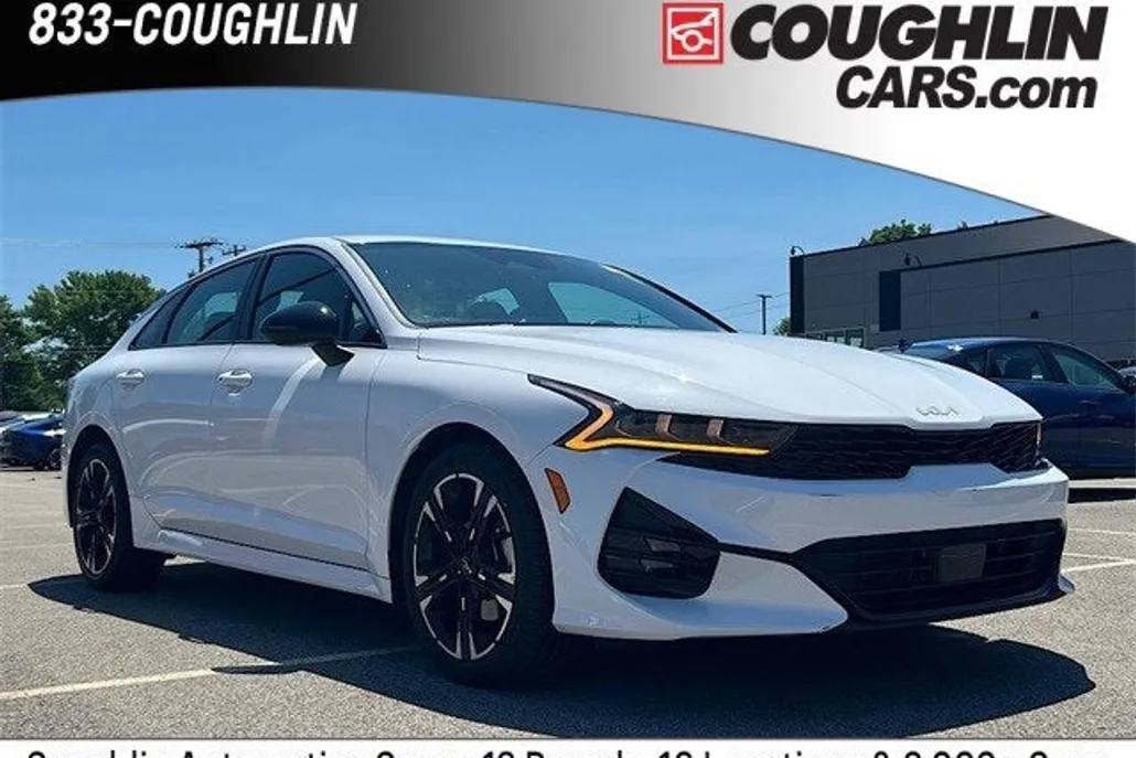 2023 Kia K5 GT-Line photo 1