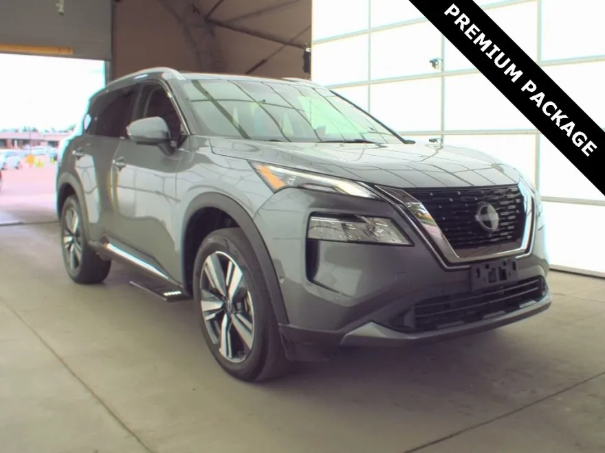 2023 Nissan Rogue SL photo 1
