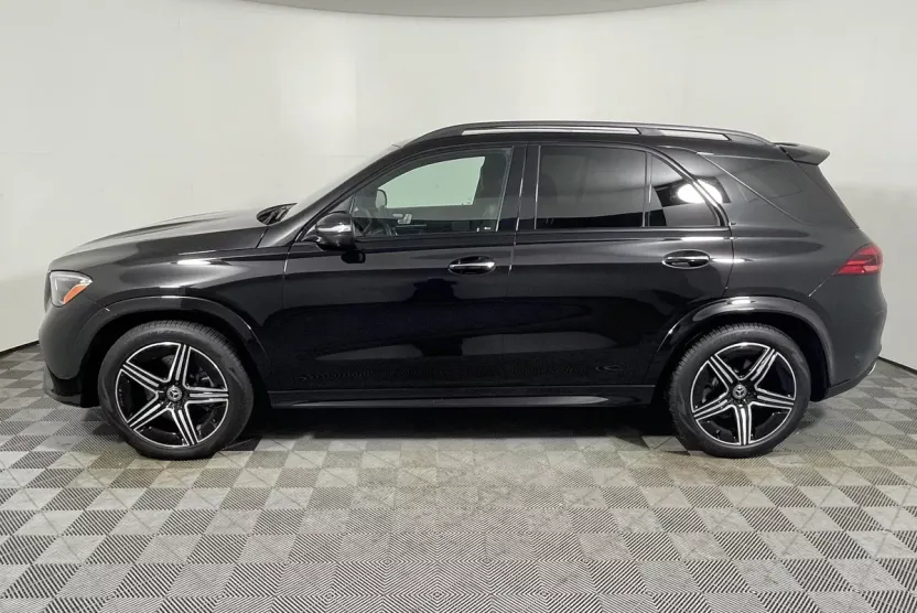 2024 Mercedes Benz GLE 350 4MATIC photo 1
