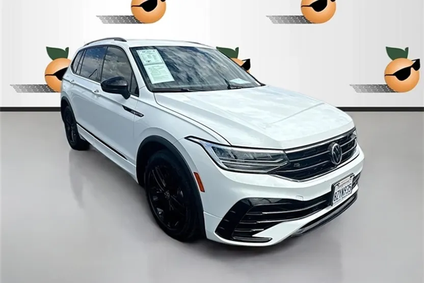 2022 Volkswagen Tiguan SE R-Line Black photo 1