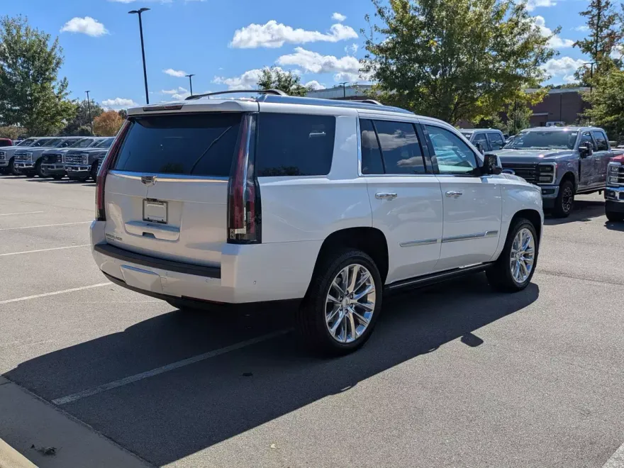 2020 Cadillac Escalade Premium Luxury photo 1