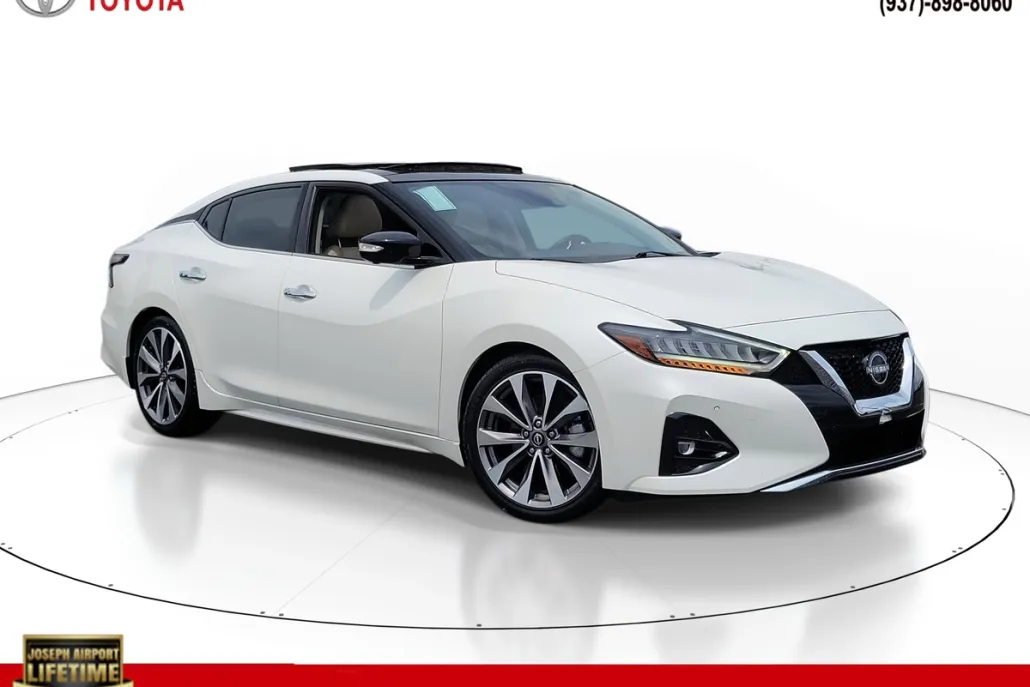2023 Nissan Maxima Platinum photo 1