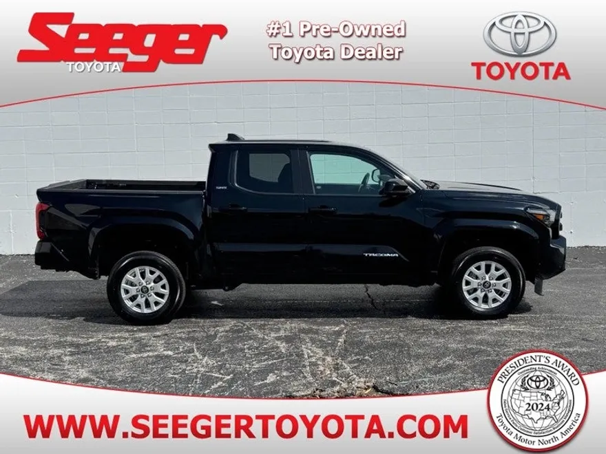 2024 Toyota Tacoma SR5 Double Cab photo 1