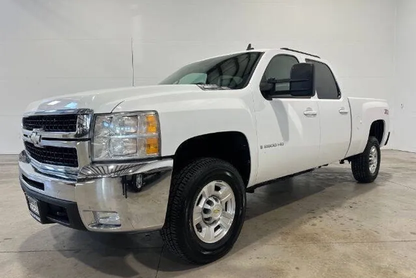 2008 Chevrolet Silverado 2500HD LTZ photo 1
