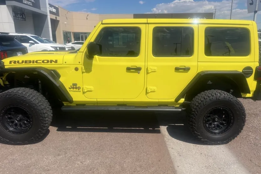 2022 Jeep Wrangler Unlimited Rubicon photo 1