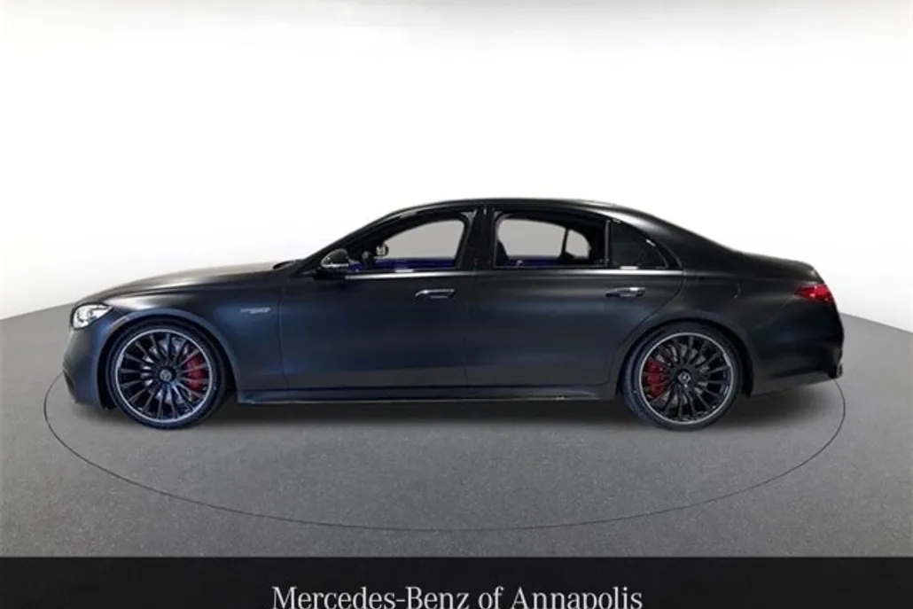 2025 Mercedes Benz S AMG 63 photo 1
