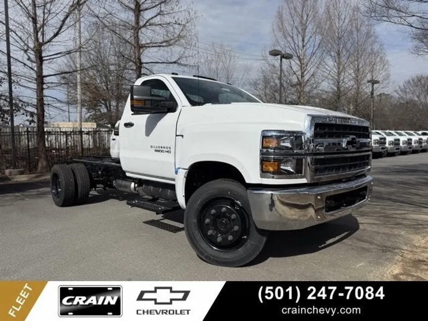 2024 Chevrolet Silverado 5500HD Work Truck photo 1