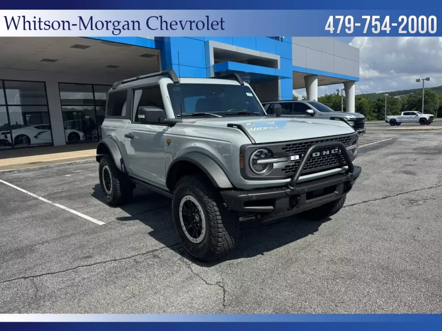 2022 Ford Bronco Base photo 1
