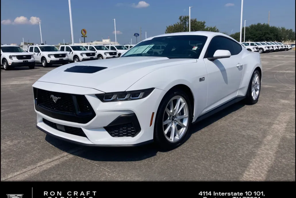 2025 Ford Mustang GT Premium photo 1