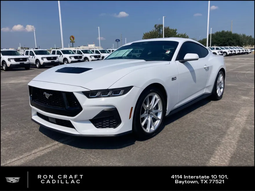 2025 Ford Mustang GT Premium photo 1