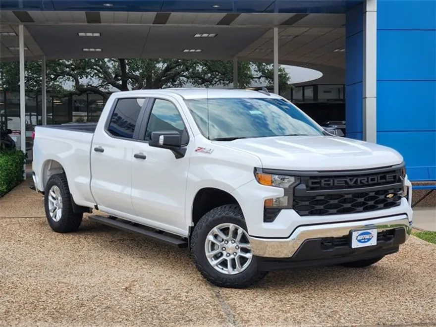 2026 Chevrolet Silverado 1500 photo 1