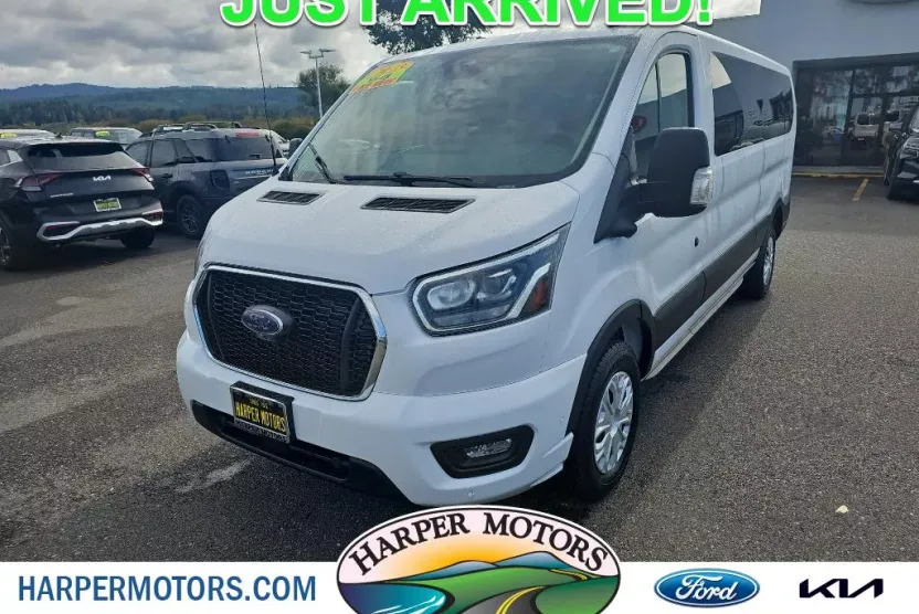 2023 Ford Transit XLT Van photo 1