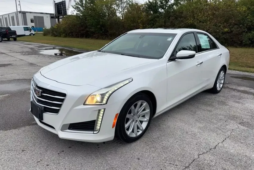 2016 Cadillac CTS Standard photo 1