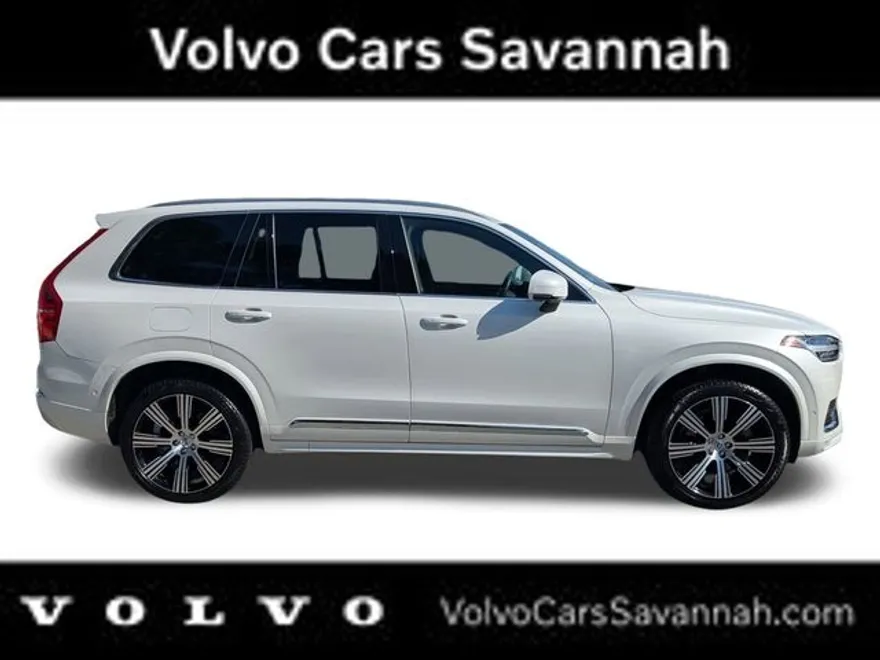 2024 Volvo XC90 B5 Plus photo 1