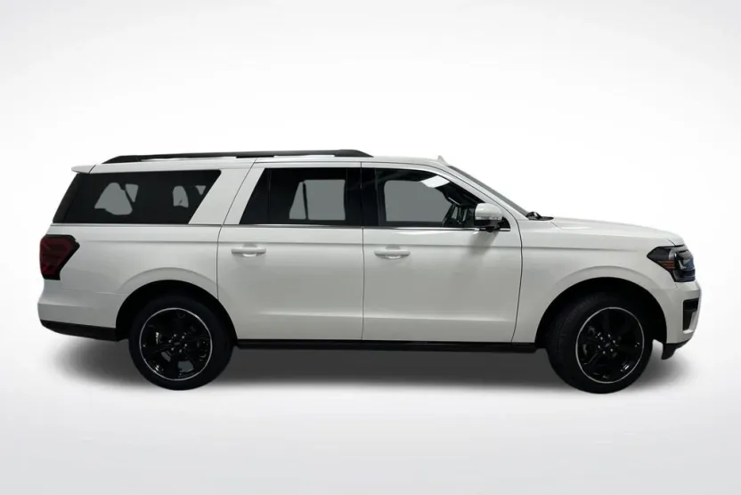 2024 Ford Expedition MAX Limited photo 1